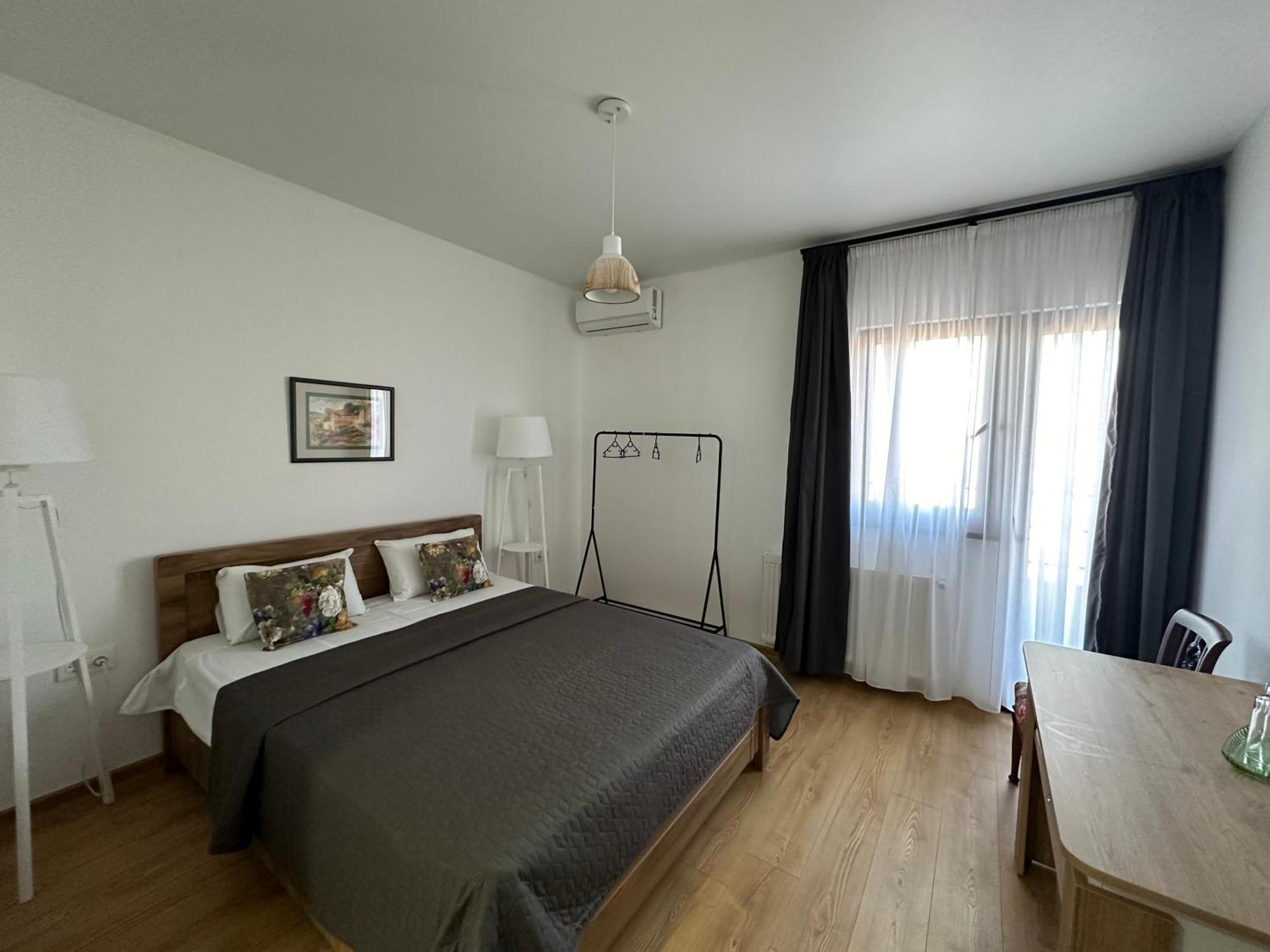 Hotel Home Tbilisi Esterno foto