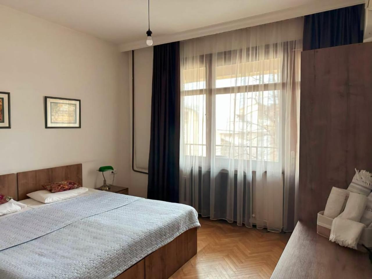 Hotel Home Tbilisi Esterno foto