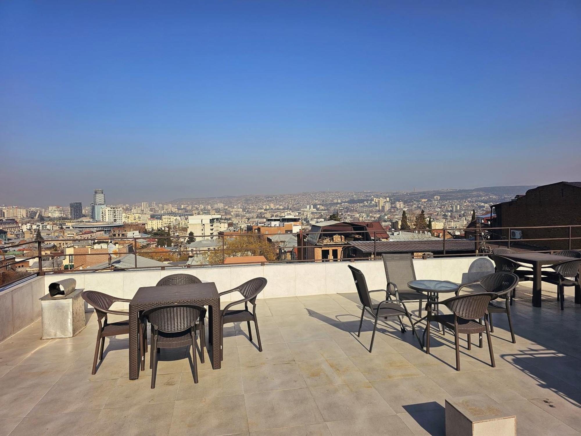 Hotel Home Tbilisi Esterno foto